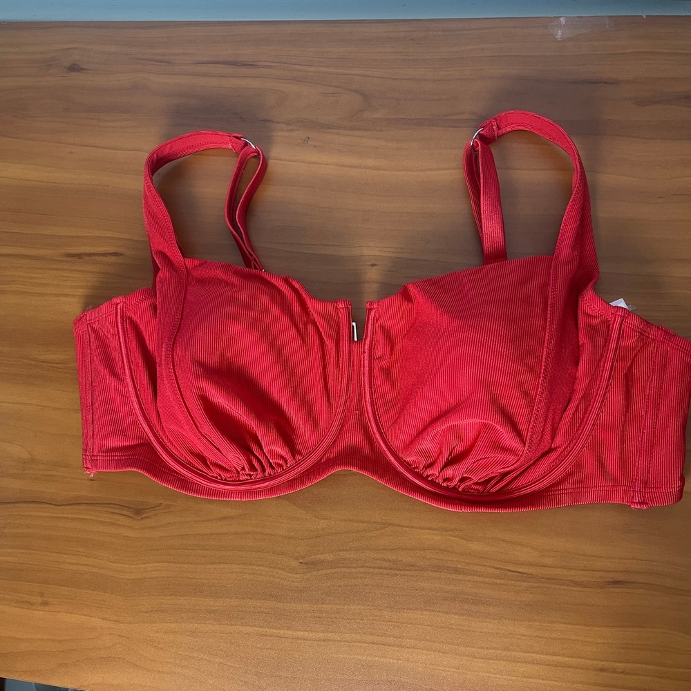 Wild Fable Red Ribbed Underwire Bikini Top V-Wire Removable Pad Plus Size 24